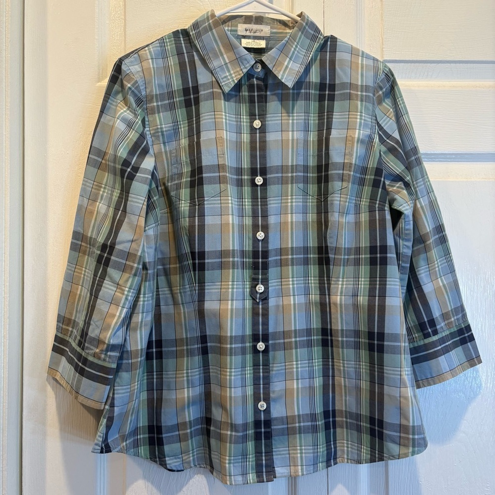 Vintage Van Heusen Blue Plaid Quarter Length Sleeve Button Up Top - Size Large